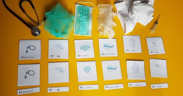 L’approfondimento: gioco simbolico ed implementazione del linguaggio, il dottore