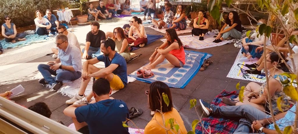 I genitori protagonisti: un filo che accompagna verso l’autonomia